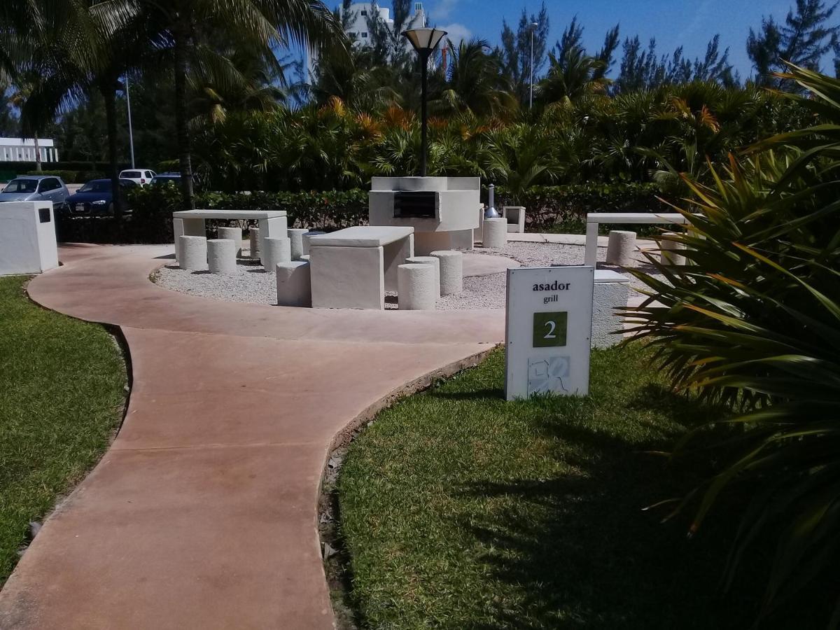 Swim The Caribbean & Work With A View Apartment Cancun Ngoại thất bức ảnh
