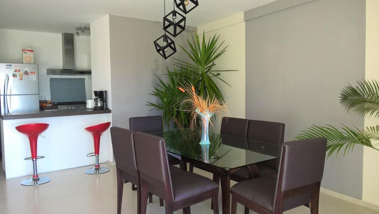 Swim The Caribbean & Work With A View Apartment Cancun Ngoại thất bức ảnh